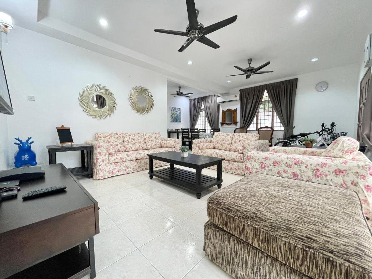 Langkawi Cozy Holiday Home At Bukit Indah By Zervin Kuah Eksteriør bilde